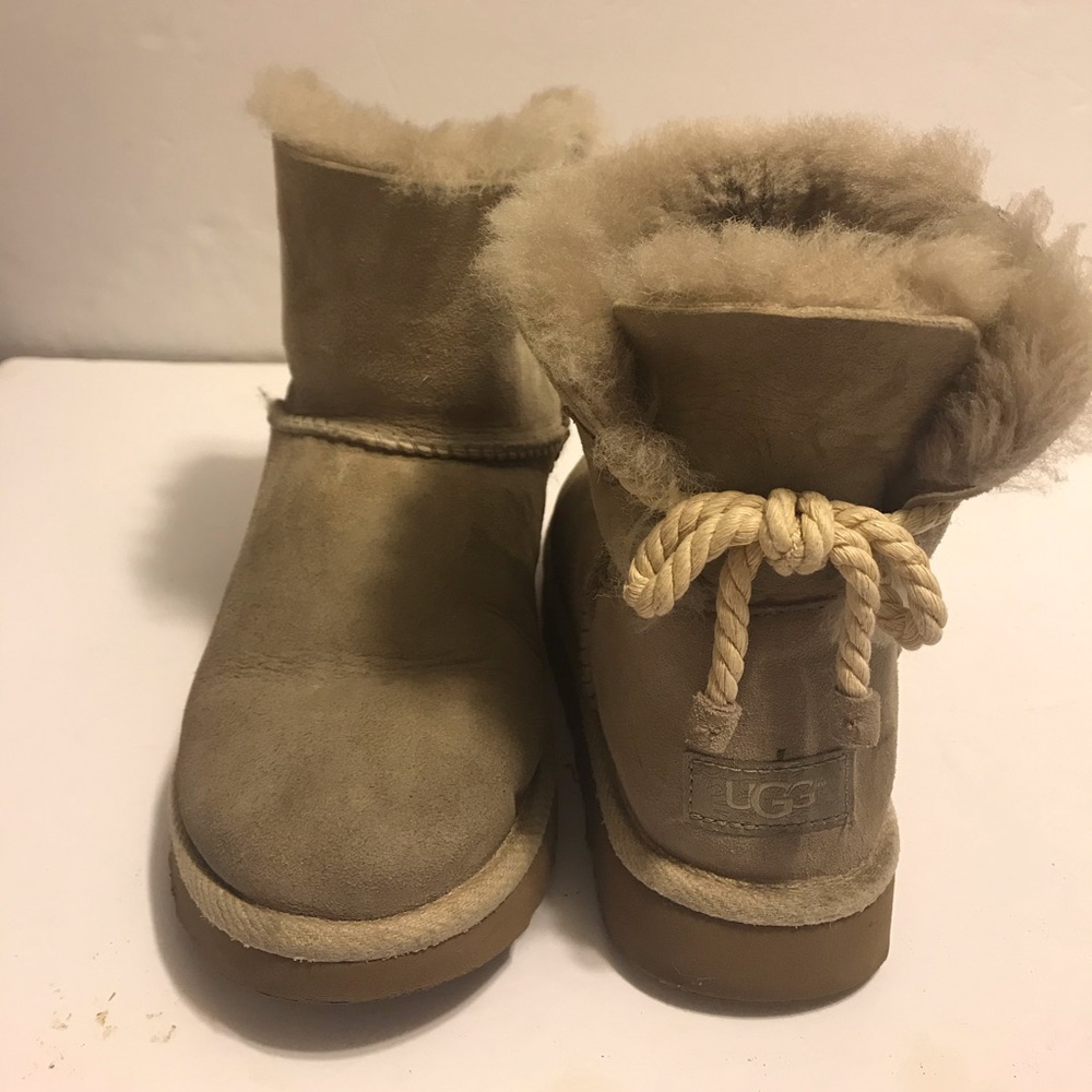 Ugg